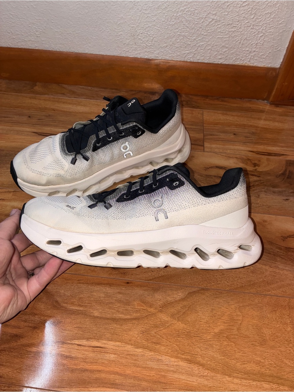 On Cloud Women’s Cloudtilt Athletic Running Sneaker Shoes, white/black- size 9 - Picture 2 of 10